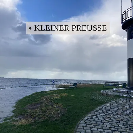Haus Krabbe: North Sea Apartment with Pet-Friendly Stay Wremen Exterior photo