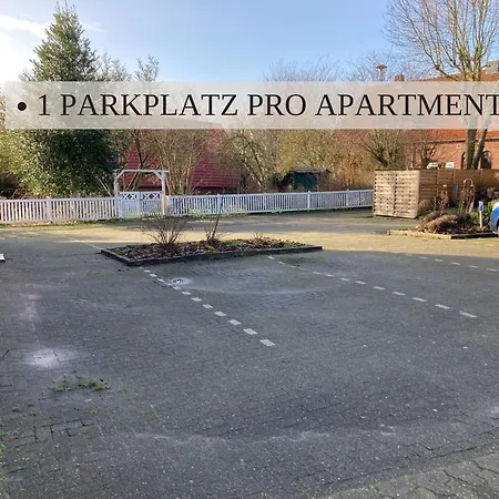 Haus Krabbe: North Sea Apartment with Pet-Friendly Stay Wremen Exterior photo