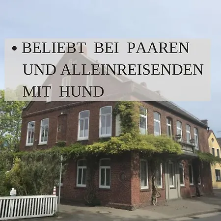 Haus Krabbe: North Sea Apartment with Pet-Friendly Stay Wremen Exterior photo